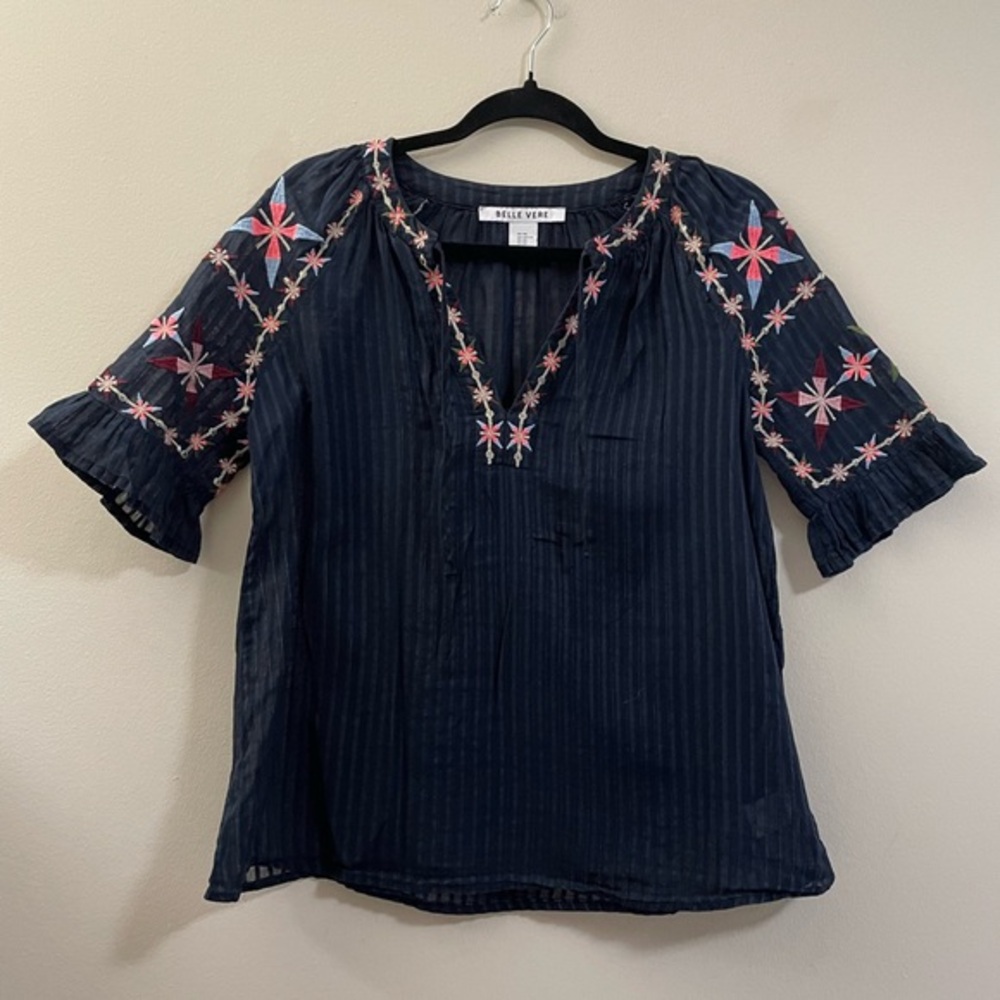 Belle‎ Vere x Anthropologie Embroidered Flutter Sleeve Peasant Top in Navy - XS